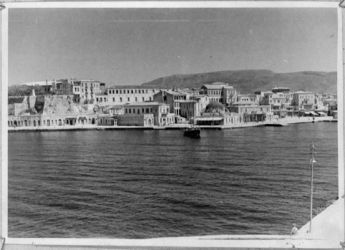 Date: May 1941 By: Goodall, (Corporal), active 1941
Ref: DA-08180-F
Khania (also known as Canea), Crete, photographed in May 1941 by Corporal Goodall. Khania (also known as Khania) Crete, 1941